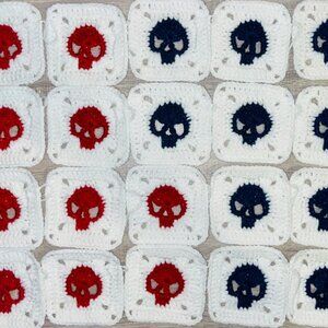 Lot of 20 4.5” RED WHITE BLUE Crochet SKULL GRANNY SQUARES Afghan DIY Blanket